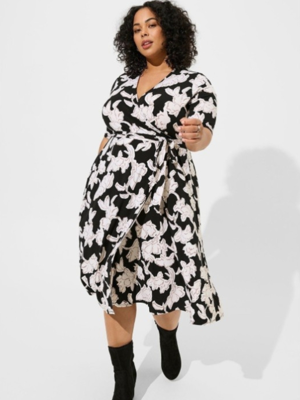 torrid Black and White Floral Knit Surplice Wrap Midi Dress With POCKETS!